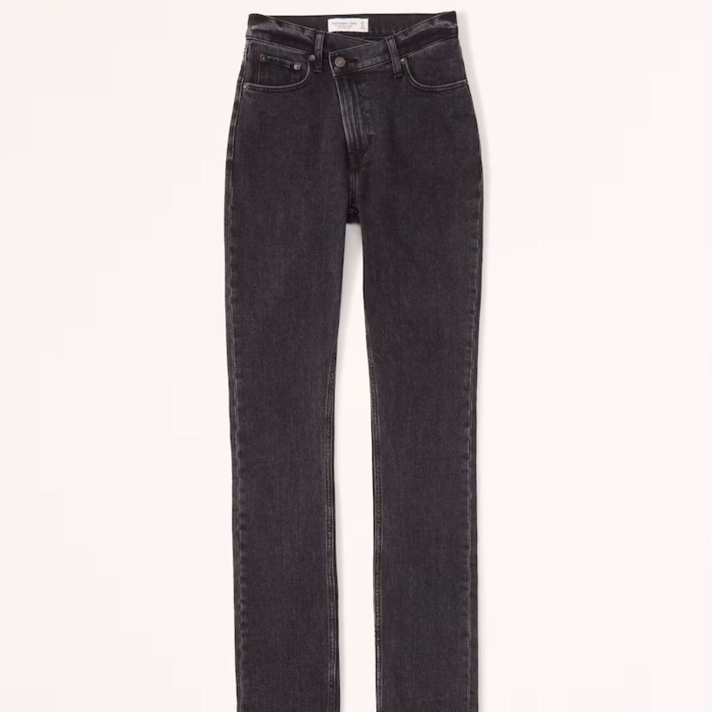 Ultra High Rise 90s Slim Straight Jean